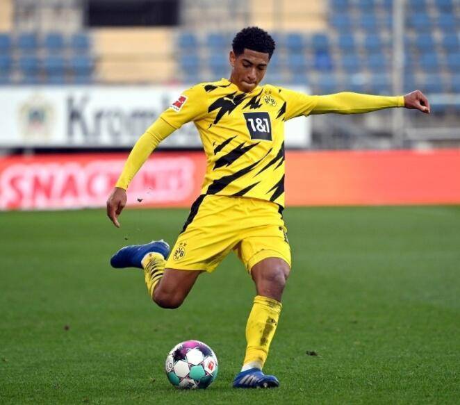 特瓦斯：皇马最爱编造谎言，他们喜欢捏造假信息来向西甲施压（特瓦斯：皇马热衷捏造虚假信息，借此向西甲施压）