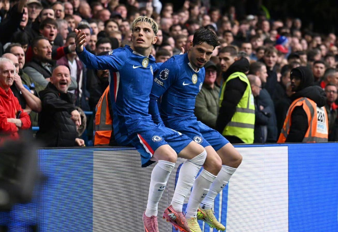 逼抢一旦成功就是快攻（逼抢得手即刻反击）