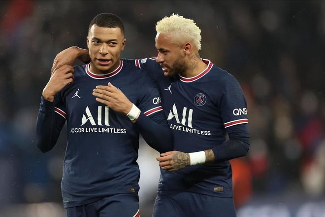 意天空：劳塔罗已回国米参加合练，预计和图拉姆首发出战德比（意天空：劳塔罗回归国米合练，预计与图拉姆搭档首发战德比）