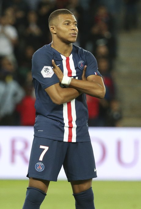 加拉塔萨雷有意租借梅西？罗马诺：梅西没考虑转会（加拉塔萨雷欲租借梅西？罗马诺称：梅西未考虑转会）