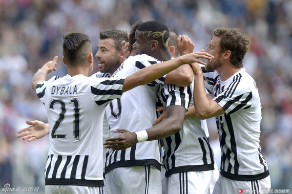 每体记者：弗里克计划让球员训练至周三，之后给他们放三天假（每体：弗里克将训练安排至周三，随后给球员放三天假）