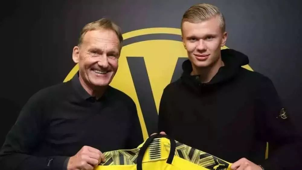 奥乌苏去津门虎？于根伟：目前不可能敲定引援，别轻信传闻（奥乌苏要加盟津门虎？于根伟澄清：暂无法定引援，勿信传闻）