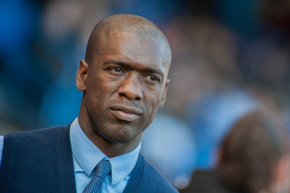 巴西2-0塞内加尔，埃斯特旺、卡塞米罗破门，库尼亚两度中框（巴西2-0胜塞内加尔：埃斯特旺、卡塞米罗建功，库尼亚两次中柱）