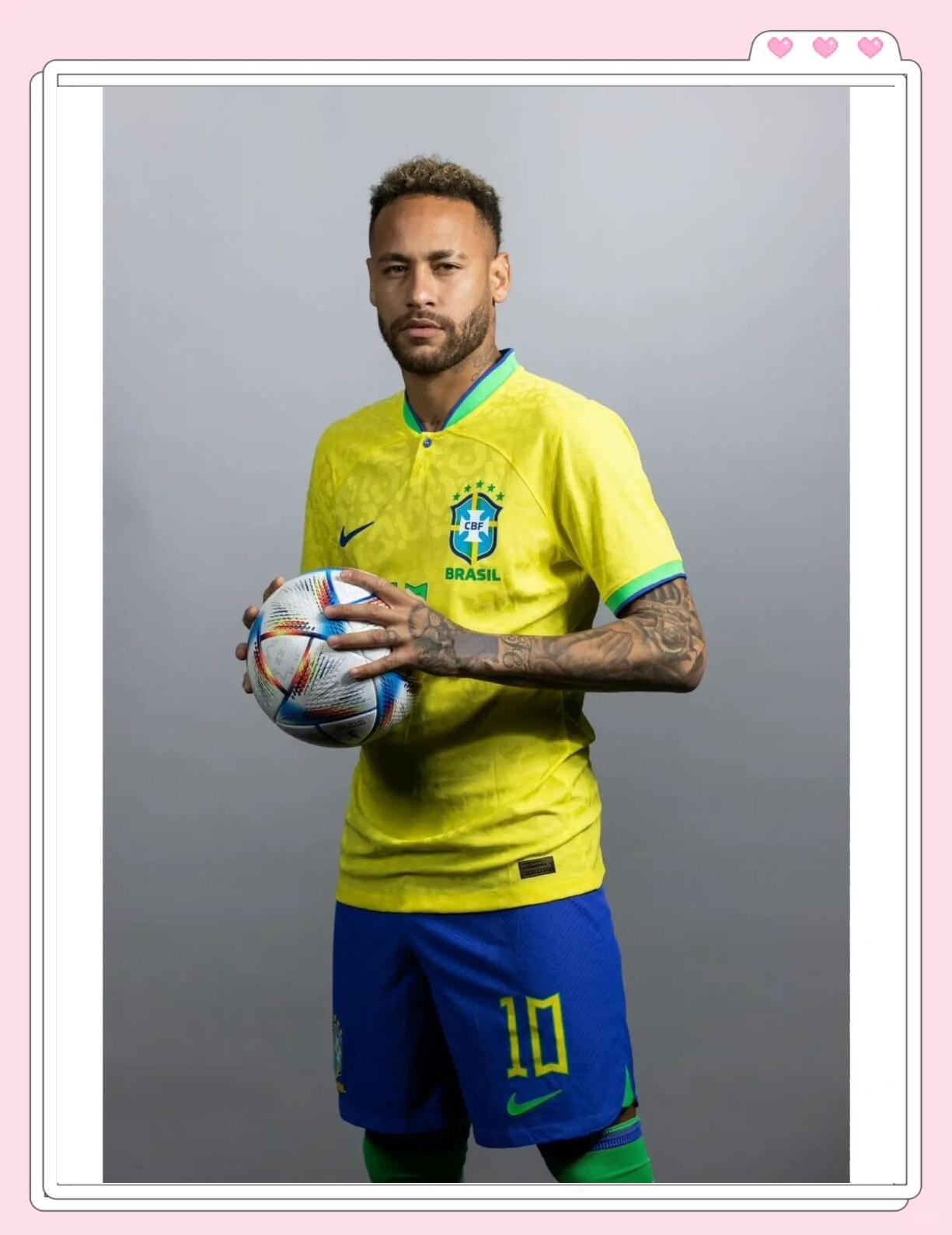 一斯佩齐亚球迷掉进看台和球场之间的沟里，被送进重症监护室（斯佩齐亚一球迷坠入看台与球场间沟渠，已送入重症监护室）