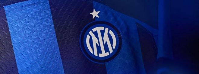 安帅给埃斯特旺批假以考取驾照，并宣布了他通过考试的消息（安帅准许埃斯特旺请假考驾照，并官宣其顺利通过考试）