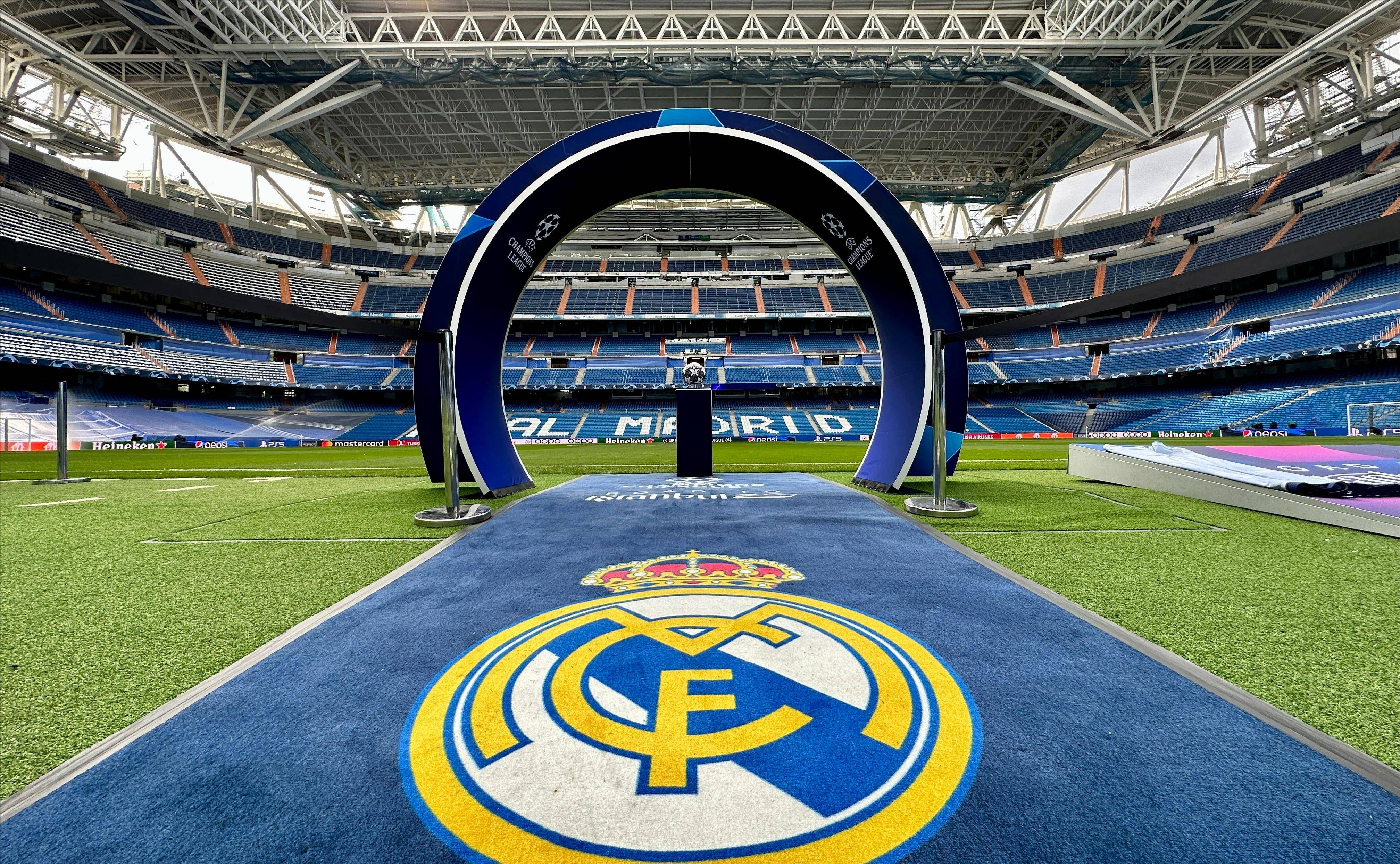 受伤的彭啸进入战上海U20的替补席，此前球员遭遇韧带损伤（韧带受伤在身，彭啸进入对阵上海U20的替补名单）