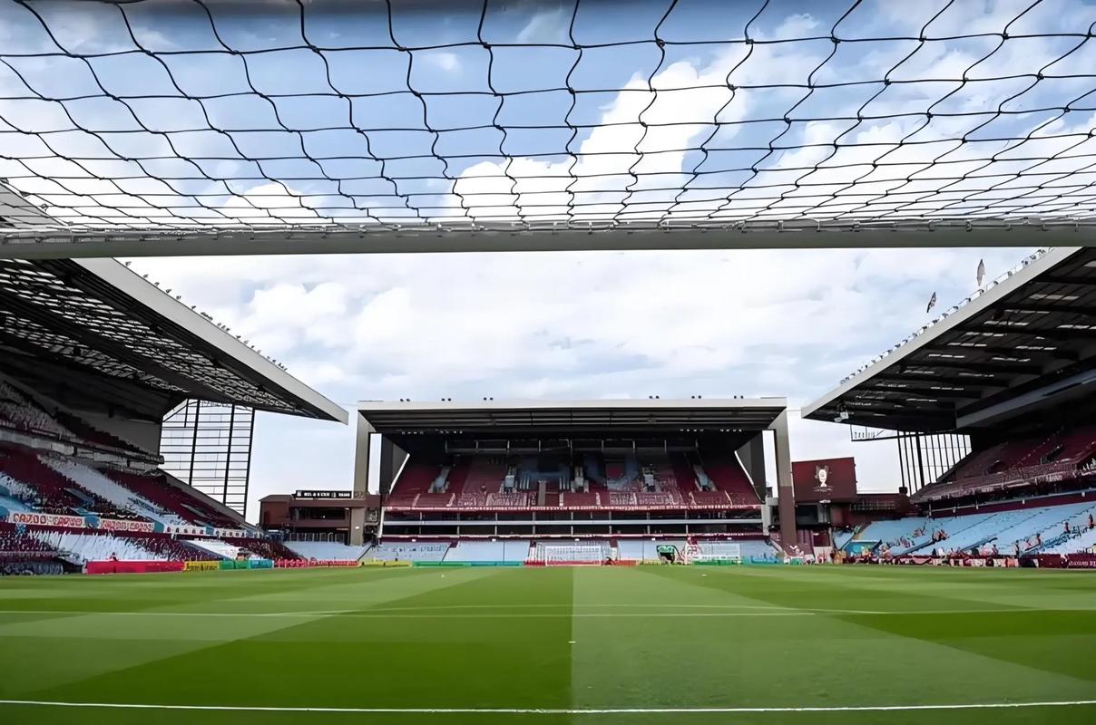 新疆78-91浙江遭1喜3忧！纳托尔获赞，金+2锋线状态糟糕！（新疆78-91不敌浙江，一喜三忧：纳托尔获赞，金与两锋线低迷）