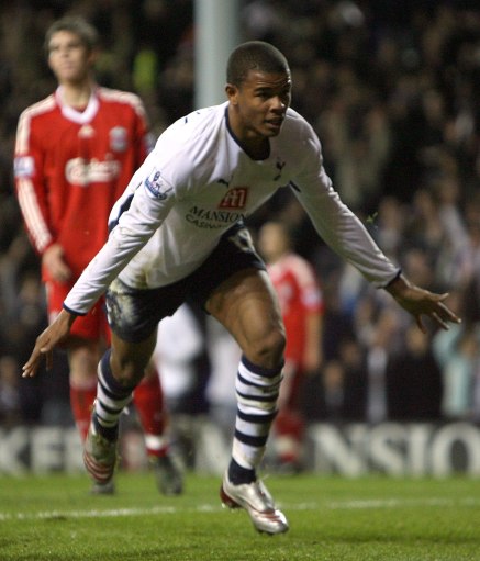 东体：蒯纪闻的伤势情况目前来看不至于像外界传得那么严重