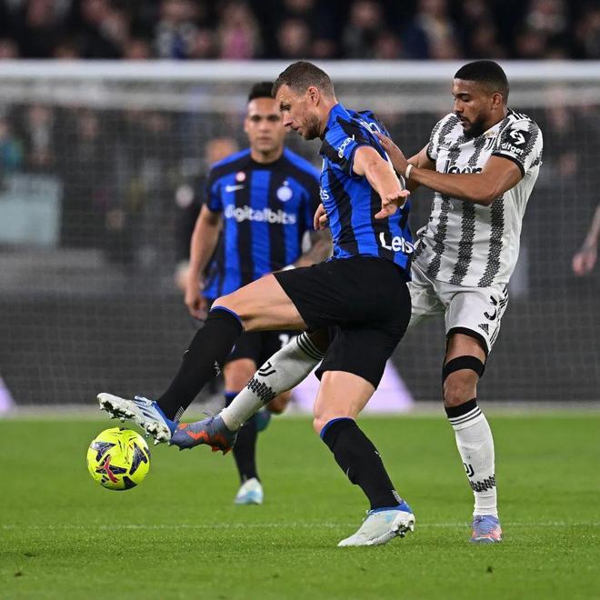 3大教练集体出局？国乒人事地震，幕后拍板人浮出水面（三位主帅疑被集体撤换？国乒人事巨变，幕后决策者曝光）